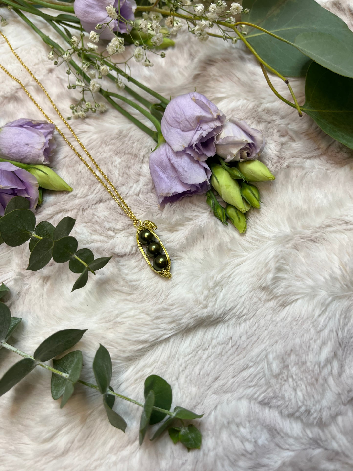 Peapod Necklace - Green Glass Pearls