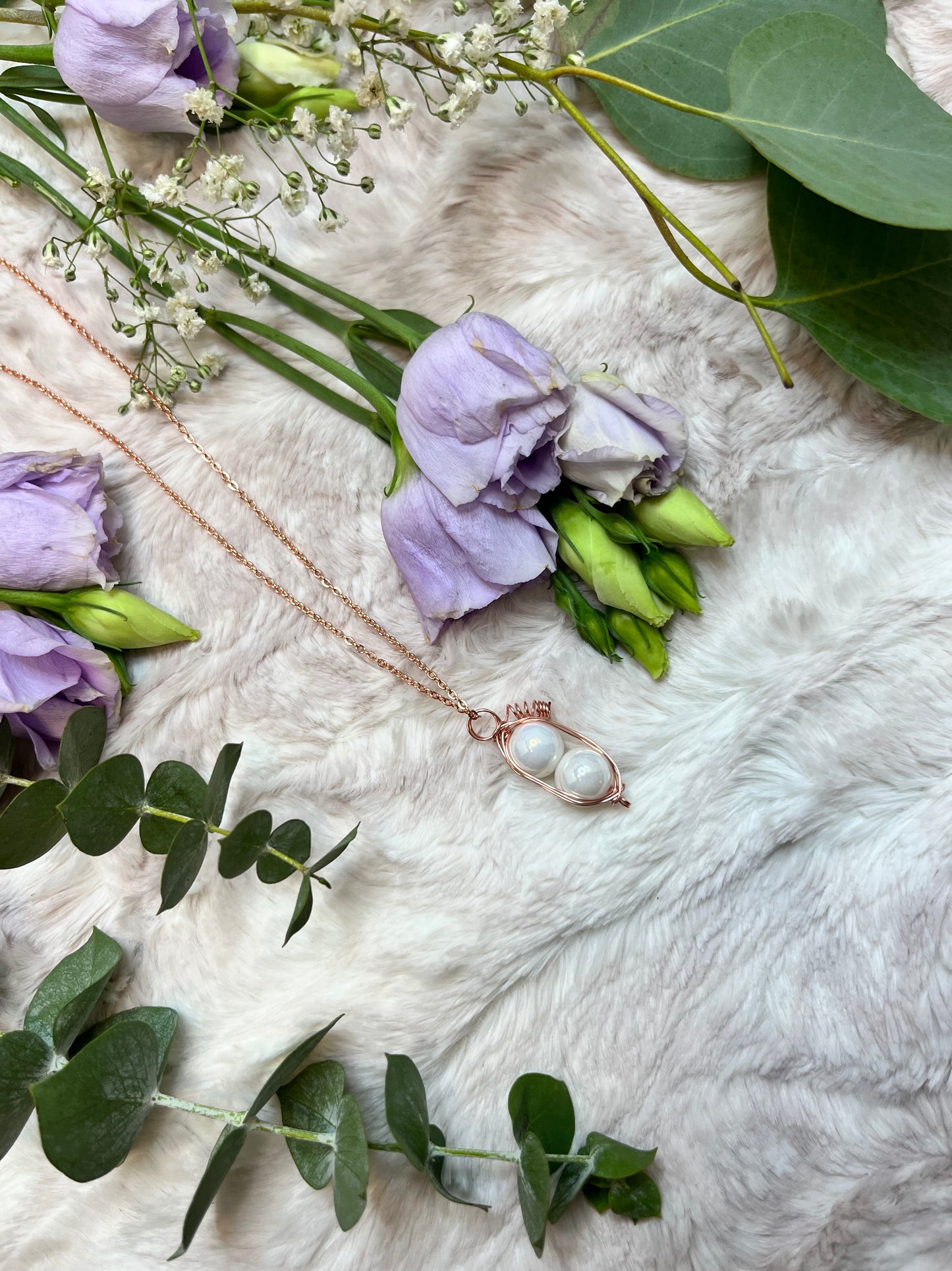 Peapod Necklace - White Glass Pearl Bead