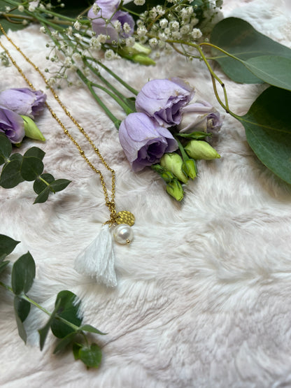 Freash water Perl w/ Tassel