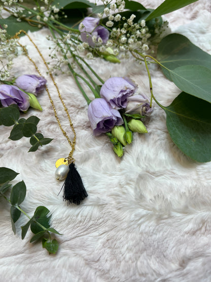 Freash water Perl w/ Tassel