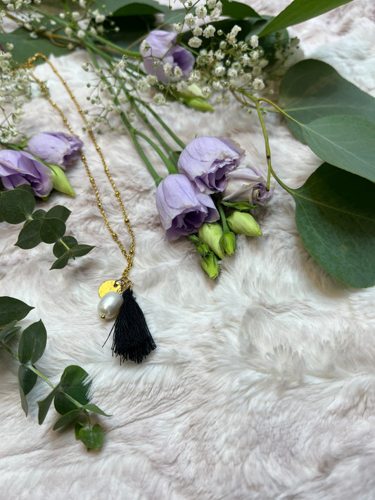 Freash water Perl w/ Tassel