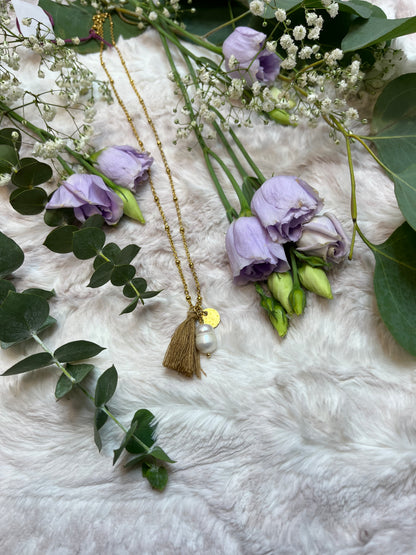 Freash water Perl w/ Tassel